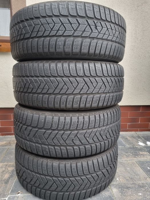 Шини Резина 235.55.17 Комплект Pirelli