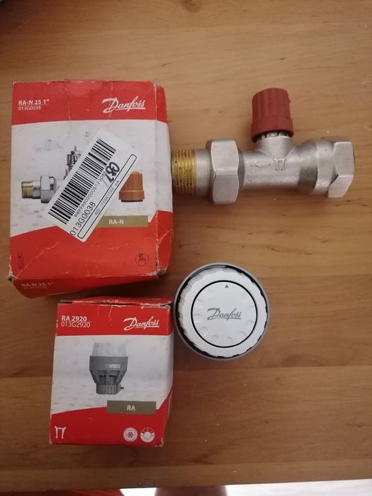 Zawor i głowica termostatyczna