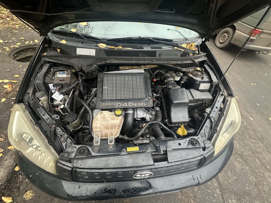 Автомобіль Toyota RAV4