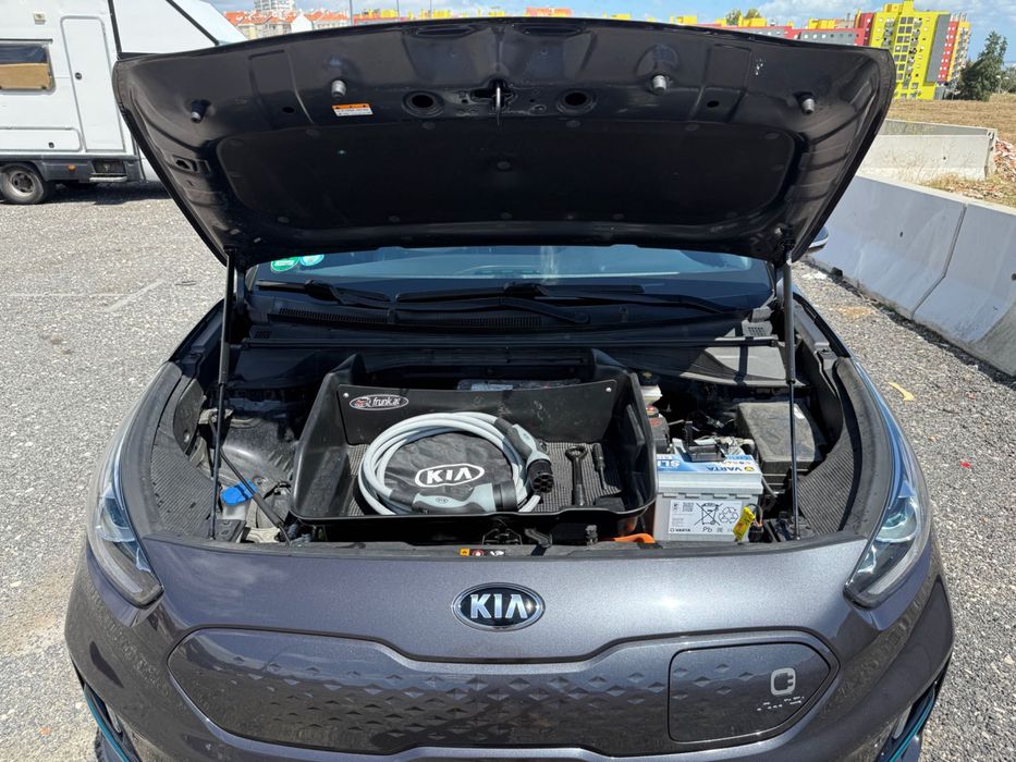 Kia e-Niro 64 kWh | 204 cv | 2020 | Bancos ventilados | 11kW AC | muito bom estado | + todos os equipamentos