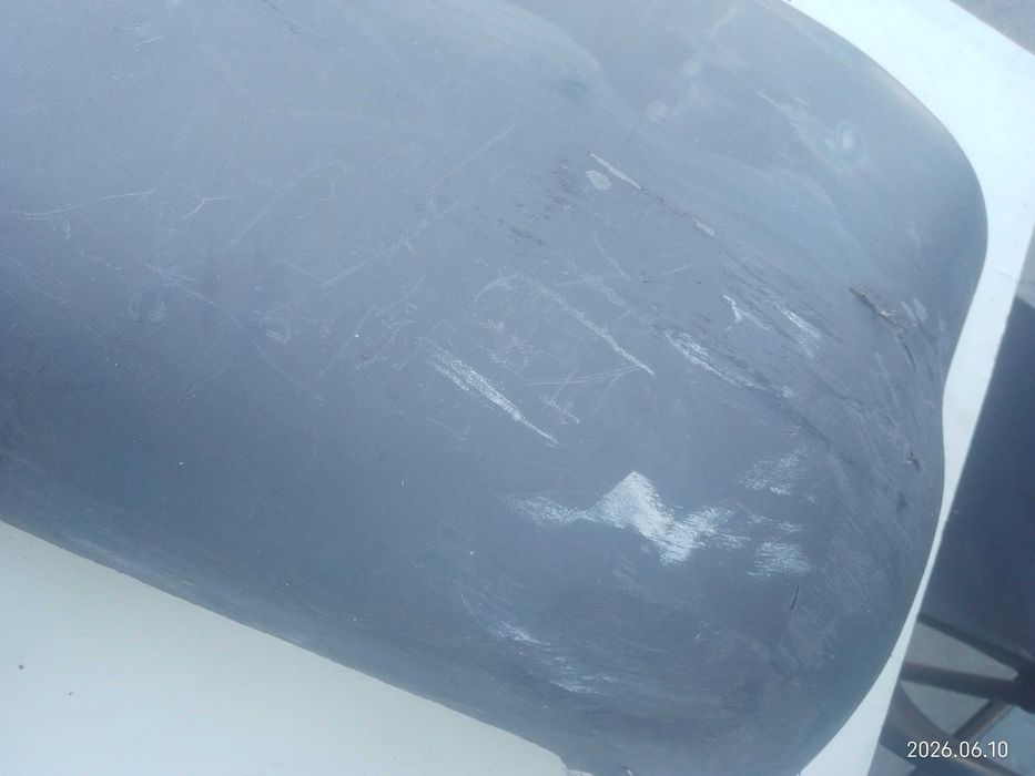 Canto do Para-choques Traseiro Esquerdo Ford Transit 94