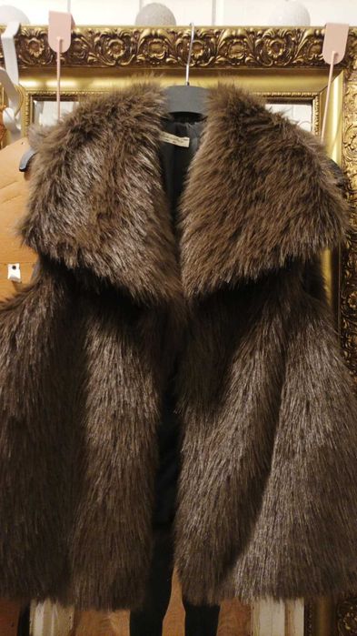 Kamizelka damska ze sztucznego futerka, czekolada.