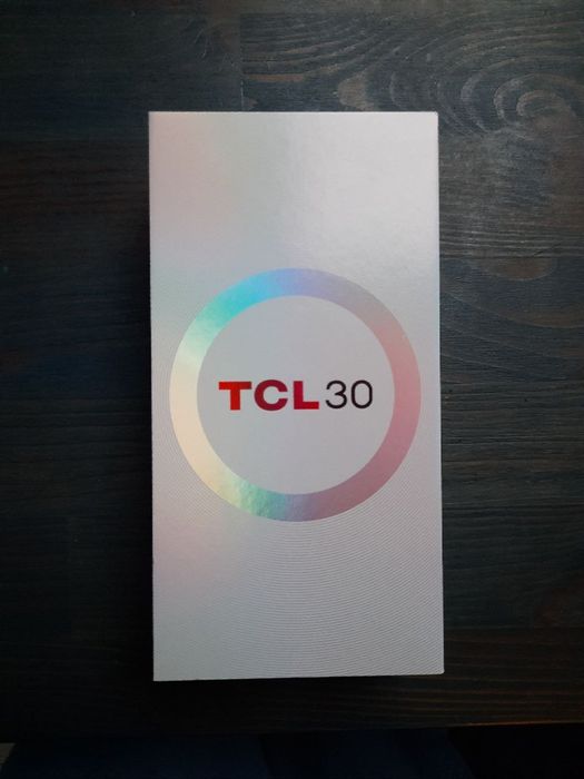 Telemóvel TLC 30 NOVO + capa preta