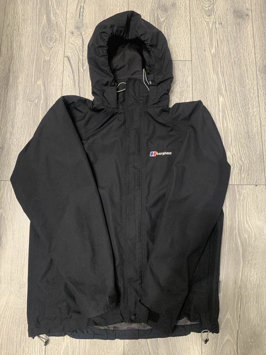 Вітровка Berghaus