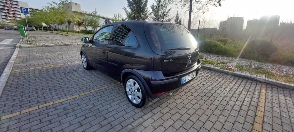 Opel corsa 1.3 cdti, comercial, a gasóleo de 2005, ar condicionado.