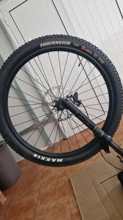 Pneus Maxxis Forekaster