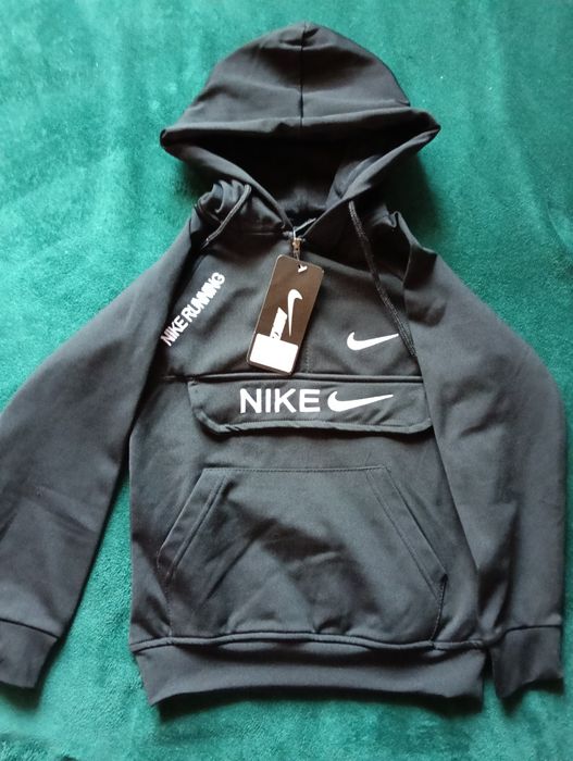Nike bluza kangurka z kapturem 116