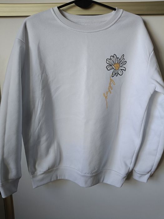 Bluza z nadrukiem kwiatka