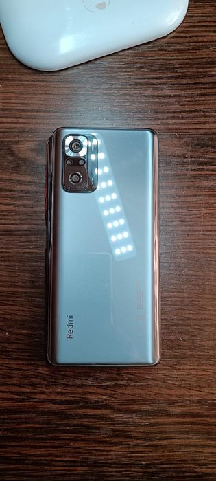 Продам смартфон Xiaomi Redmi Note 10 Pro 6/64