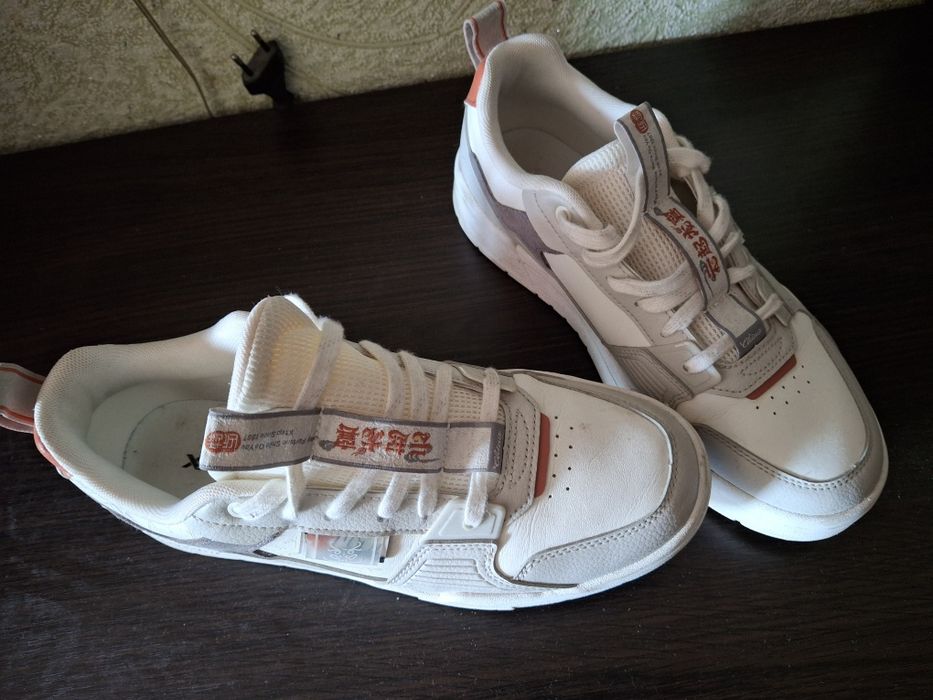XTEP кросівки кеди