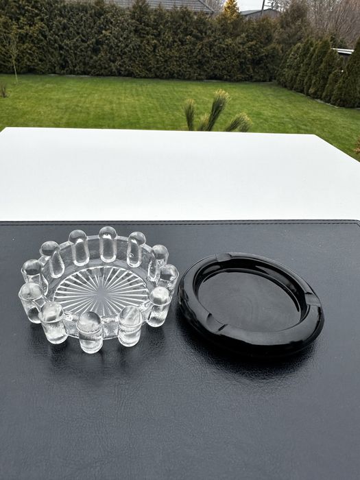 Dwie popielniczki  z PRL-u