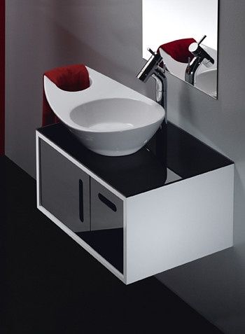 Móvel Join - Tampo e portas em vidro preto SANINDUSA