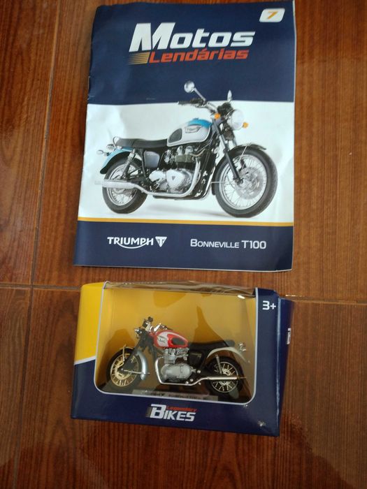 Maquetes de motos de colecção e fascículos