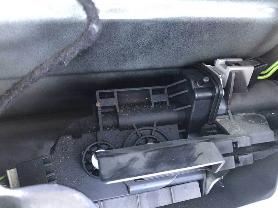 Кришка багажника двері Volkswagen 7P 7P6827159 Фольцваген Туарег НФ Таурег Touareg  NF ляда 2T / C9X  Чорний перламутр багажник