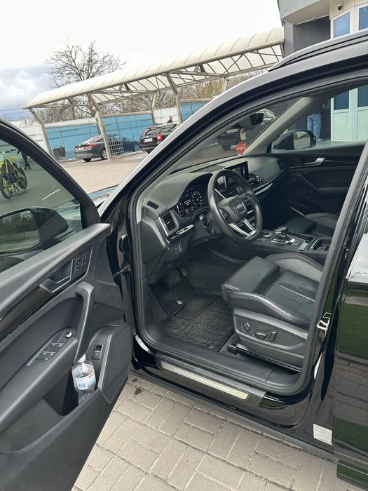 Продам власну Audi Q5 2017р. 2.0 tfsi