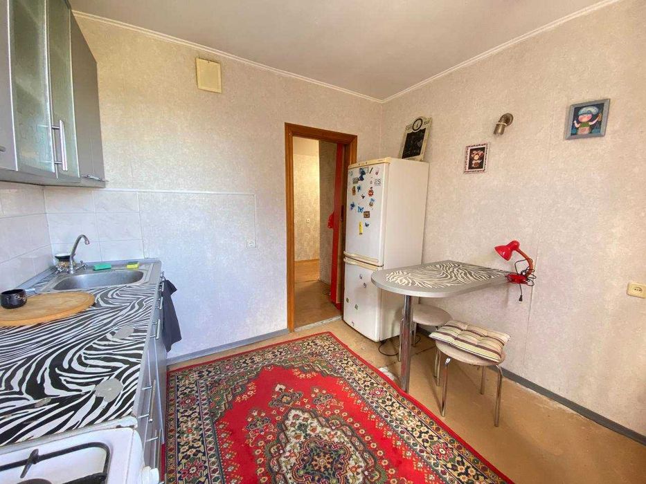 Продам 2 к квартиру на Свердловському масиві 4561