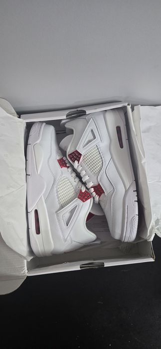 Jordan 4 red metalic rozmiar 45