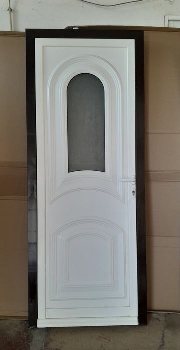 Porta de entrada em Alumínio
