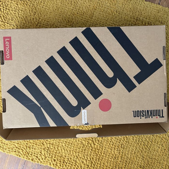 Vendo ecran de pc ThinkVision blacklight 22