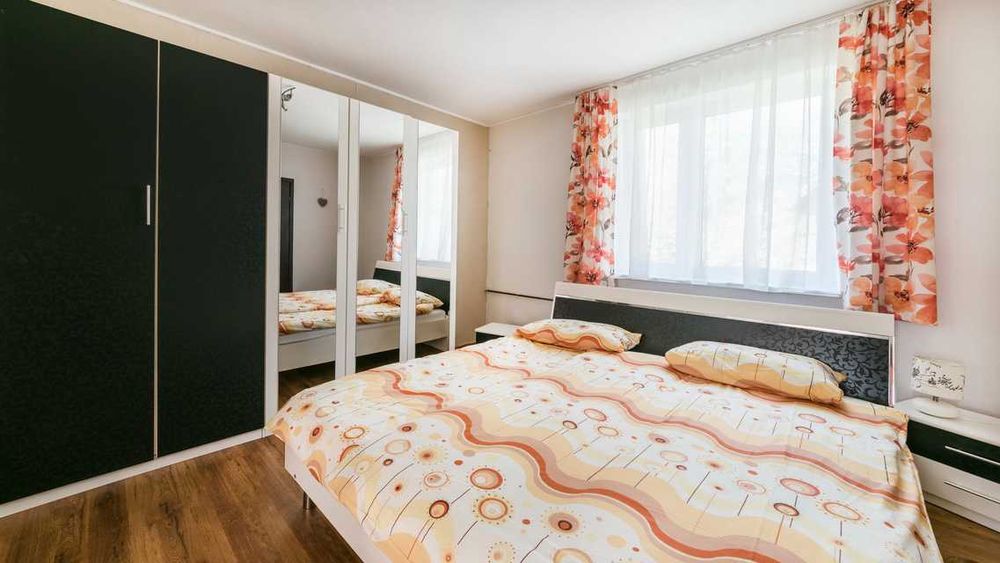 Wakacje  ,pokoje i domki   nad morzem Dębki  Mirek ul Morska 4