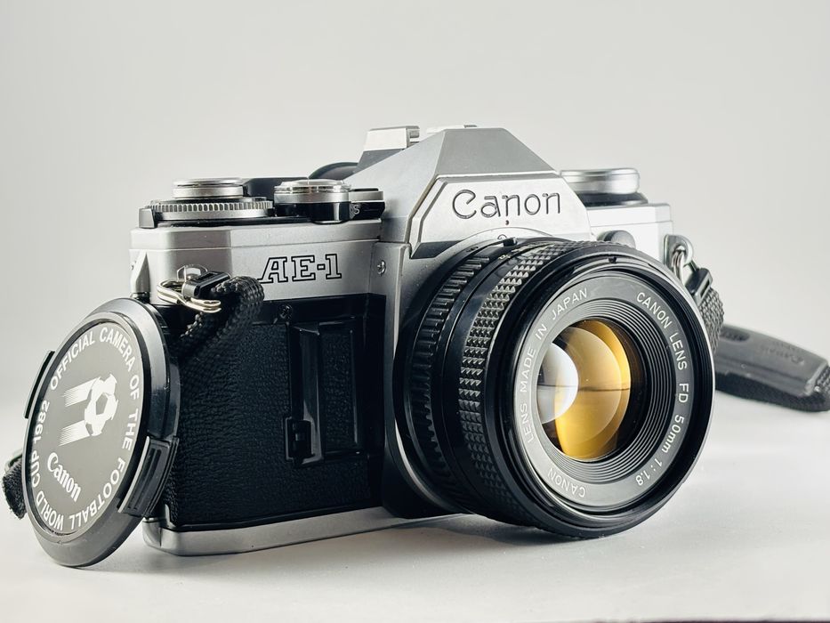 Canon AE-1 + Canon FD 50mm f/1.8 – piękny stan, w pełni sprawny