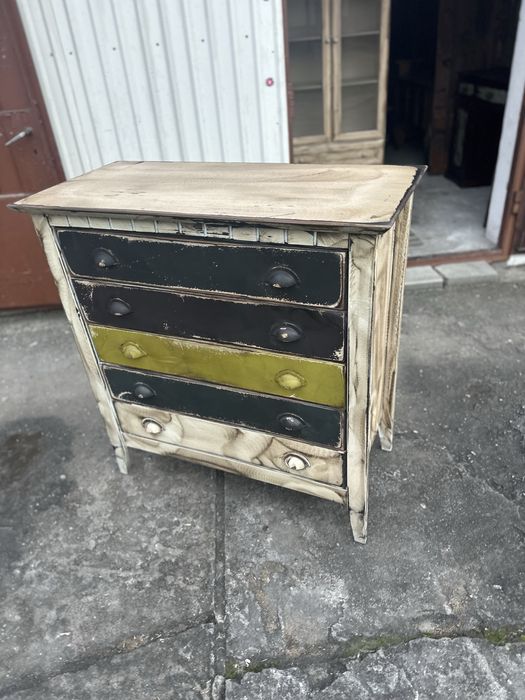 Meblownia komoda drewniana