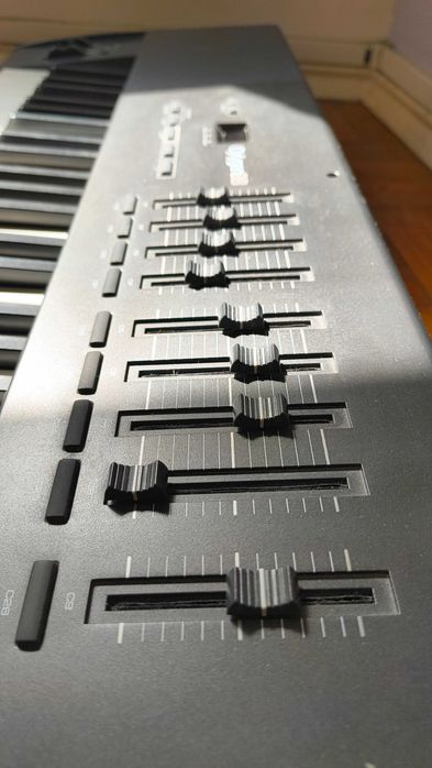 Teclado M-Audio Oxygen 88 – 88 Teclas Pesadas (Hammer Action)