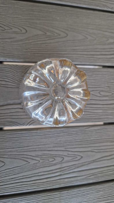 Copo de vidro vintage com risca dourada