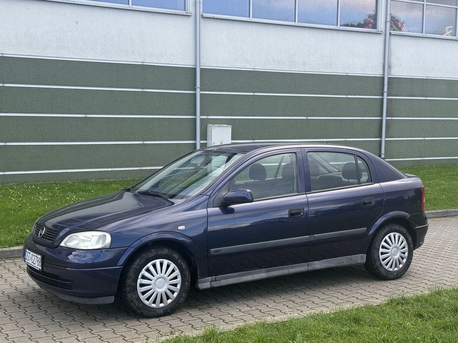 Opel Astra 2001 r 1.6 benzyna