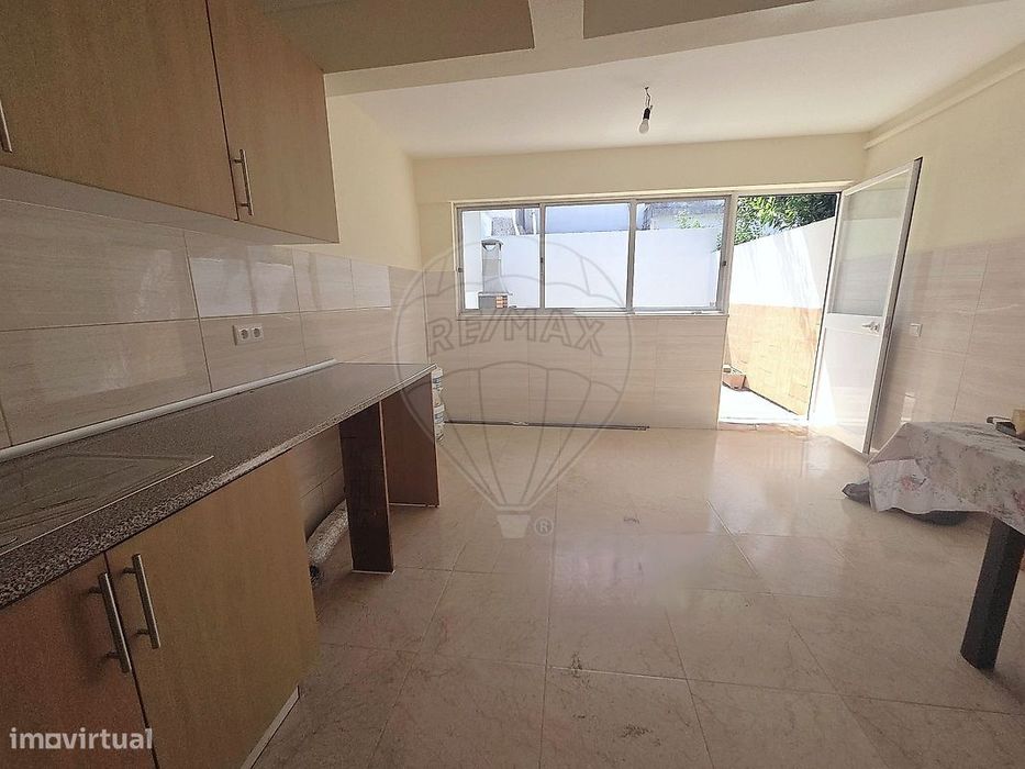 Moradia T1 para arrendamento