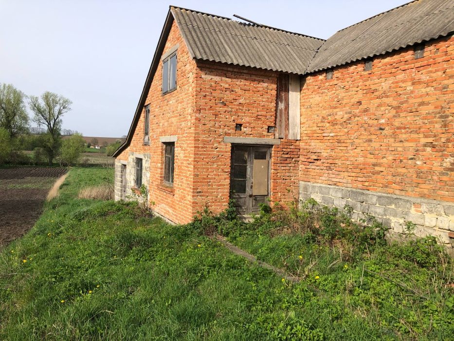 Продаж будинку в селі Кинашів