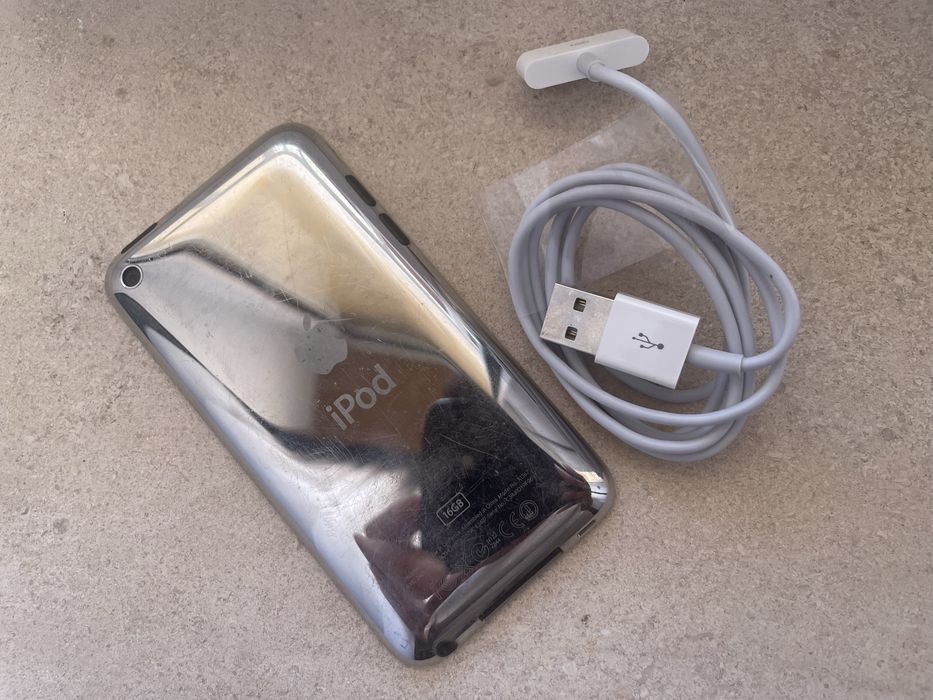 Iopd touch 16gb gen.4 apple