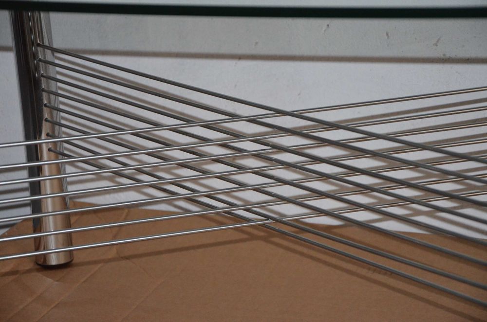 Stolik kawowy ze szklanym blatem