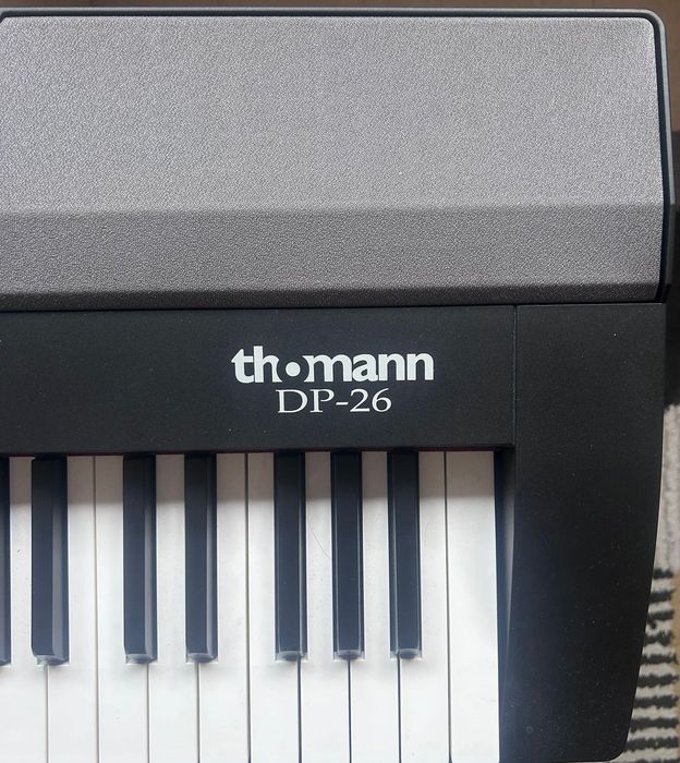 Piano Digital - Thomann DP-26 + Suporte + Phones