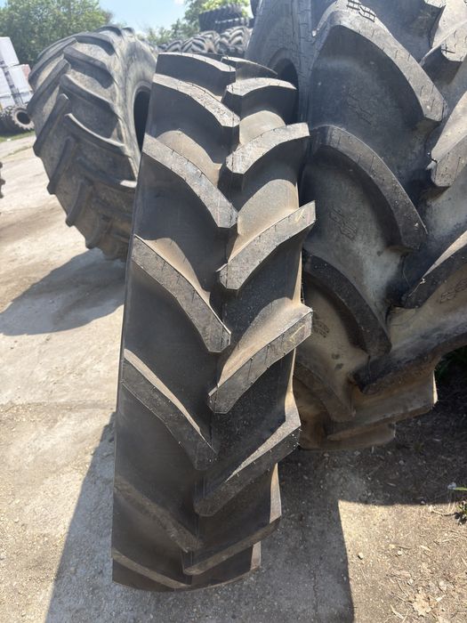 Opona 13.6R36 CULTOR