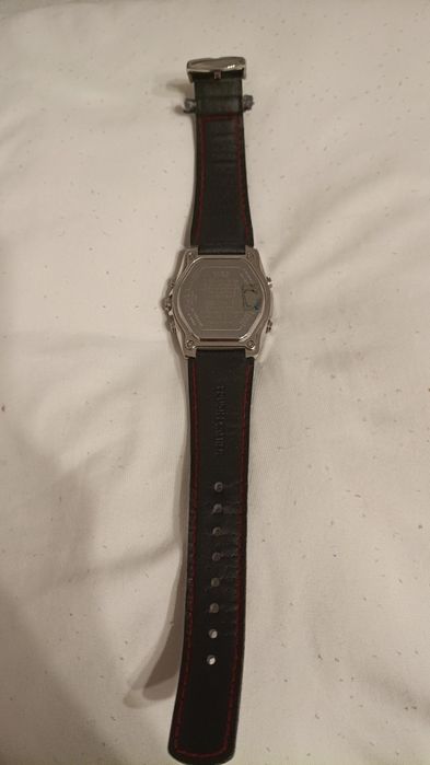 Zegarek - CASIO z podświetleniem