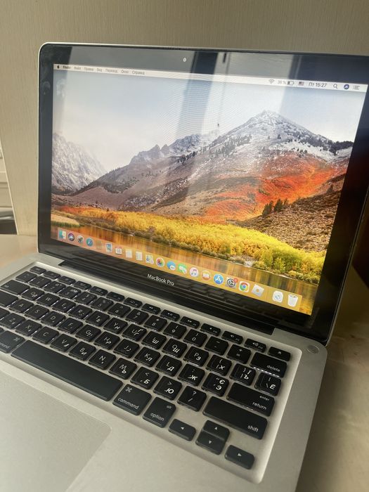 Macbook pro 13,  2011