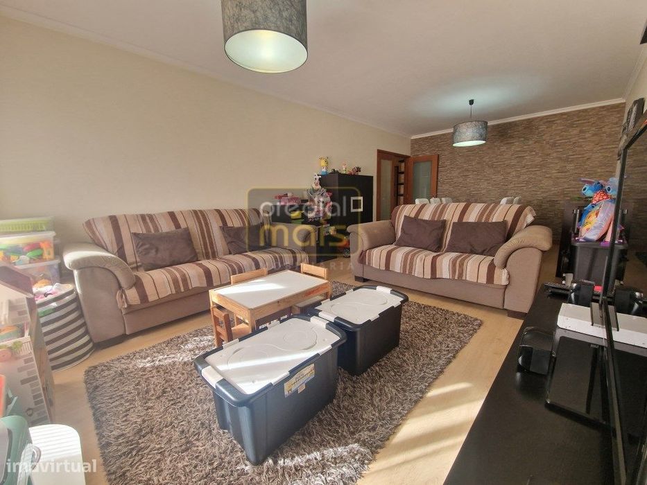 Apartamento T3 - Centro Da Cidade — Vila Nova De Famalicão E Calendário, Braga