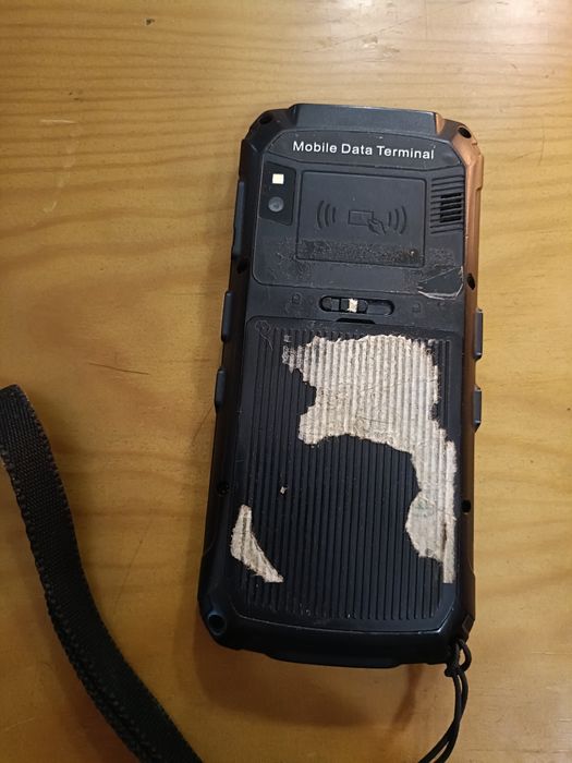 Telemóvel com scanner e contactless