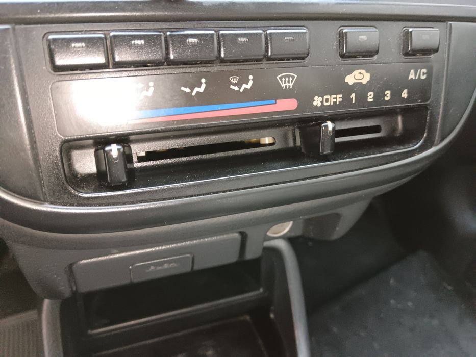 Honda Civic 1.4 IS acidentado