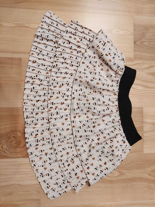 Ubrania używane dla nastolatki