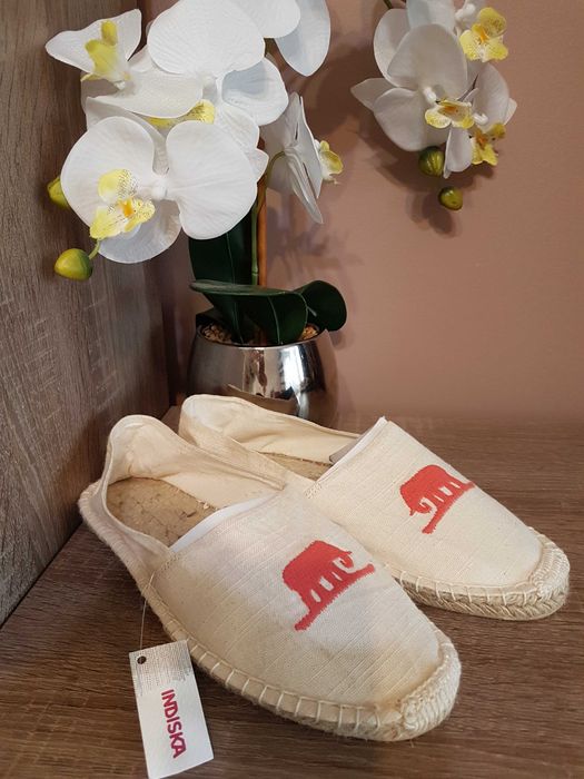Nowość 2025:) buty espadryle INDISKA roz 39 nowe z metkami