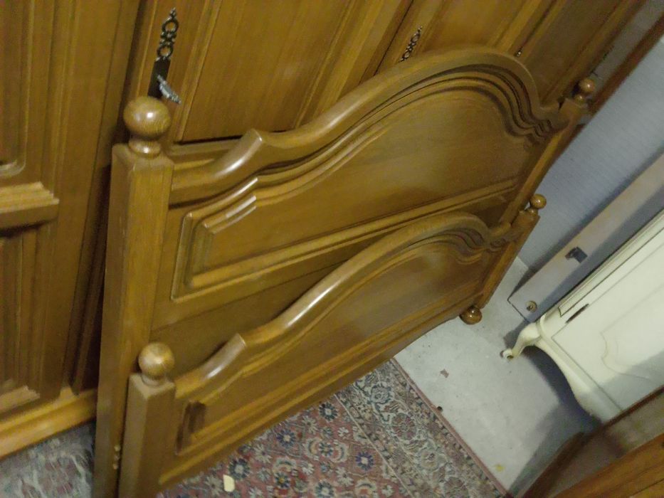 Sypialnia drewniana z Belgii w super stanie komplet