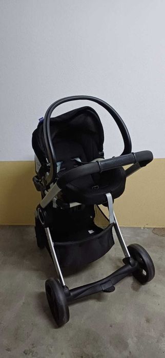 Carrinho de bebé Chicco Trio Urban