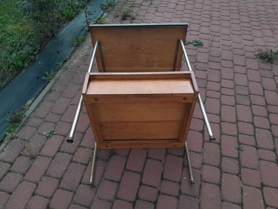 Stary stolik telewizyjny, radiowy, PRL, proj. Mieczysław Puchała?
