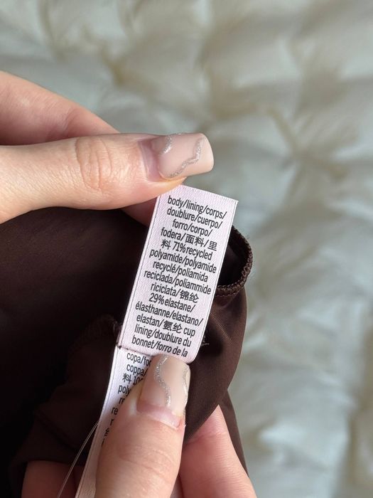 Боді Victoria’s Secret з чашечками