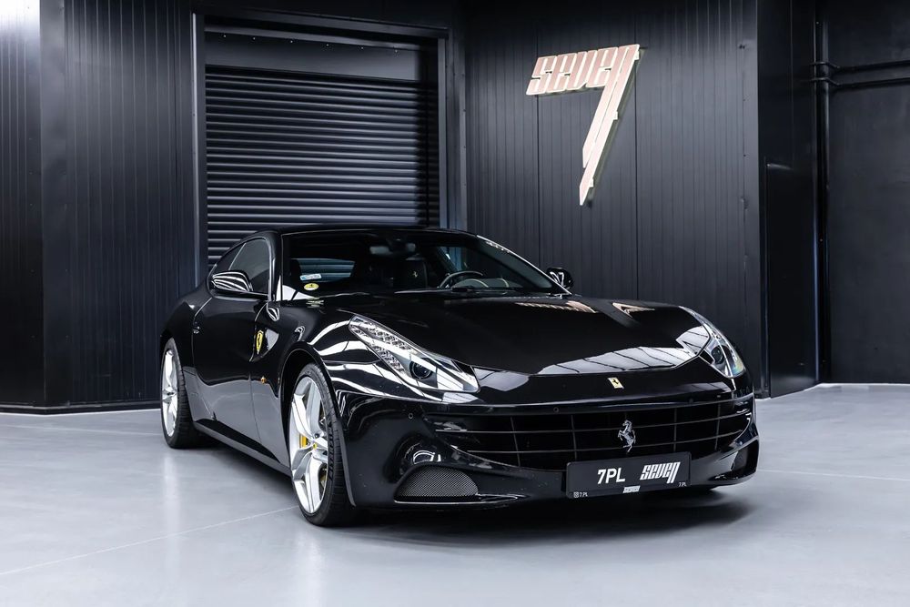 Ferrari FF