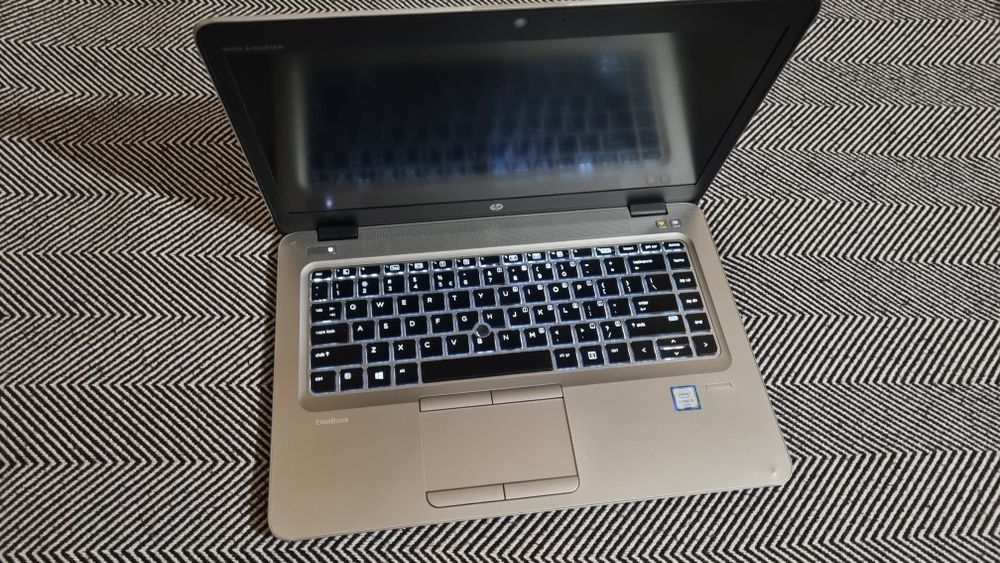 Ноутбук hp 14' Intel i5-6200u, ssd 120gb