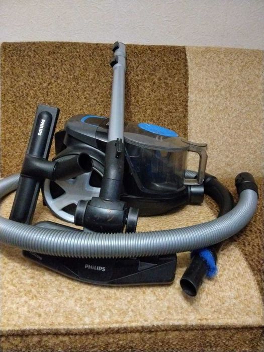 Продам пилосос Philips