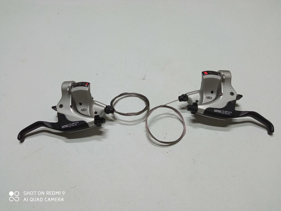 Klamkomanetki Deore XT m750 3x9